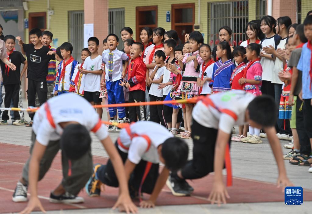 img/7a4fc85fc2f9ed829646bb0381cf01d3.jpeg